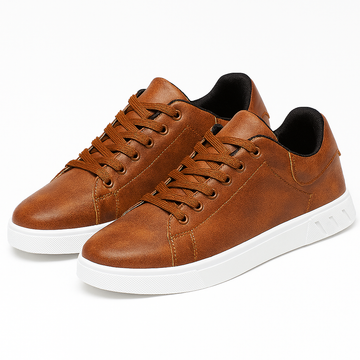 Men’s Modern Sneaker Style – Casual Lace-Up