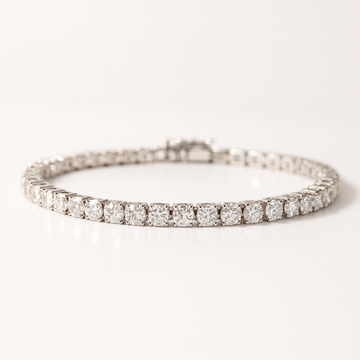 Tennis Bracelet – Round-Cut, Slim Line, Secure Clasp